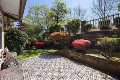 Swimming Pool Photo of 7 5201 Oakmount Crescent, Burnaby, BC