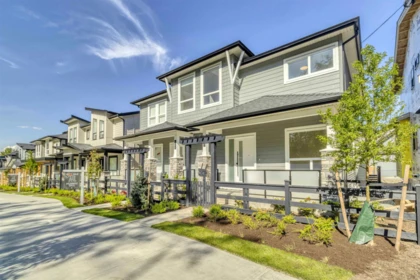 7686 196 Street, Langley, BC, Langley — Half Duplex for sale