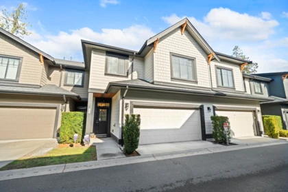 11 8425 Venture Way, Surrey, BC, Surrey — Townhouse for sale