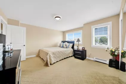Basement Recreation Room Photo of 14850 69 Avenue, Surrey, BC