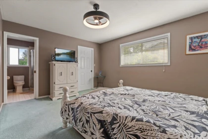Hallway Photo of 3731 Nicola Street, Abbotsford, BC