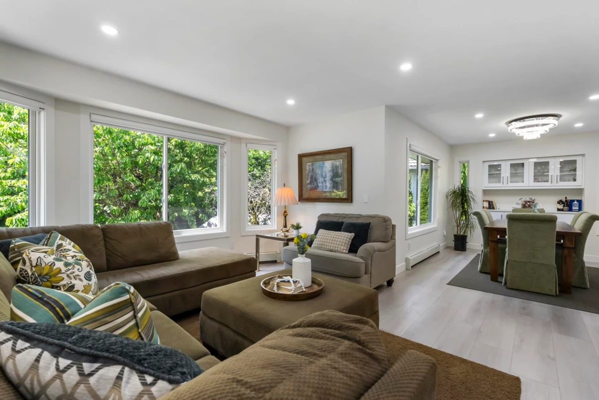 Living Room Photo of 8034 166 Street, Surrey, BC