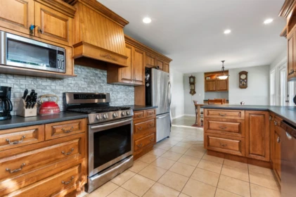 Walk-In Closet Photo of 10195 Gillanders Road, Chilliwack, BC