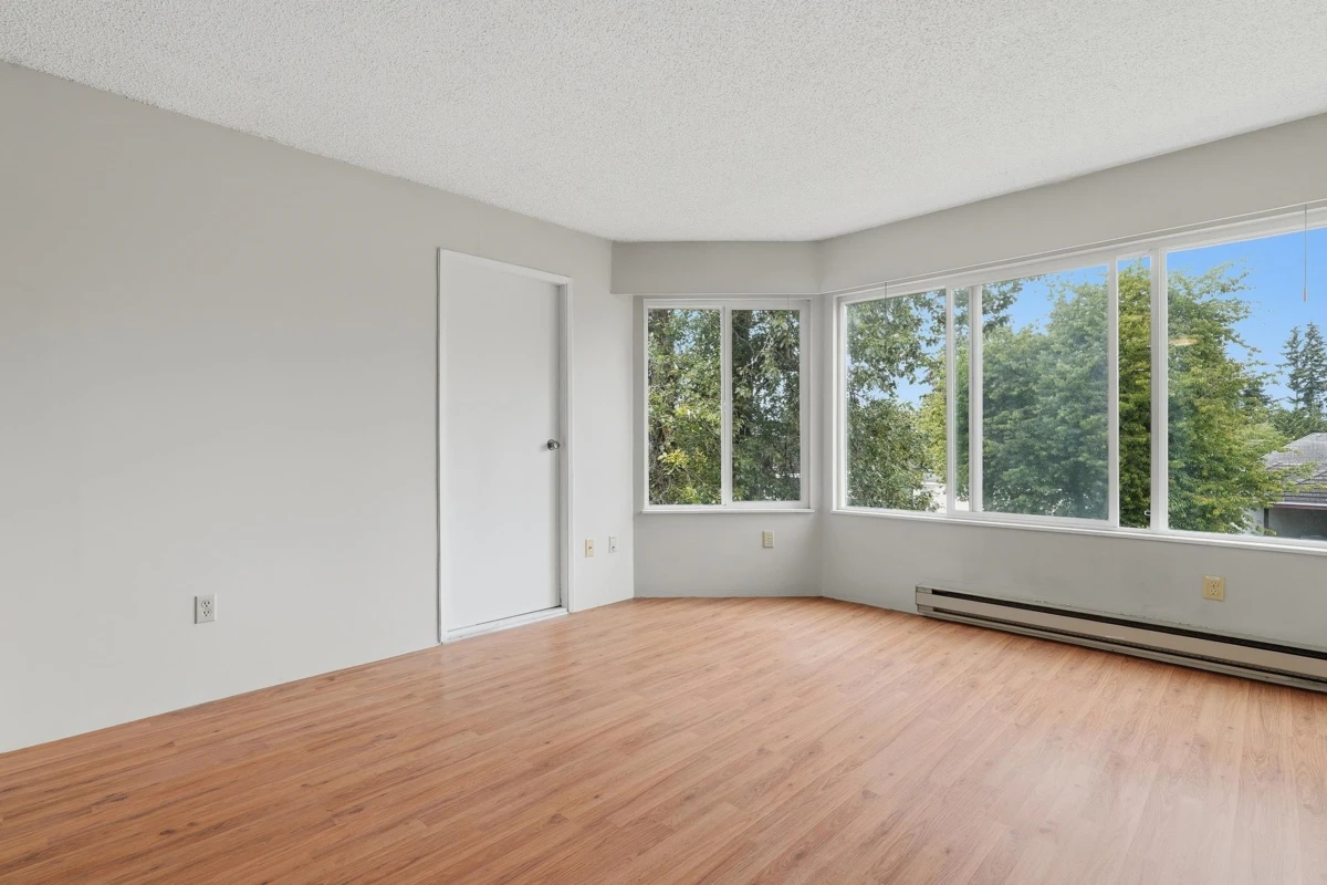 Dining Area Photo of 209 9635 121 Street, Surrey, BC