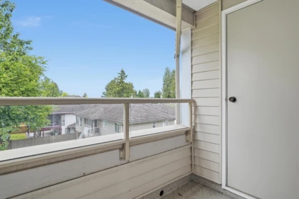 Powder Room Photo of 209 9635 121 Street, Surrey, BC