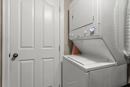 Walk-In Closet Photo of 317 45769 Stevenson Road, Chilliwack, BC