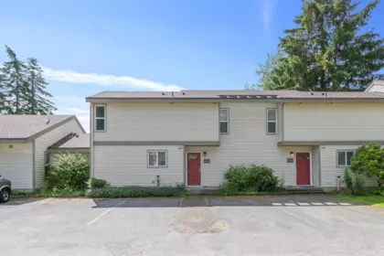 6171 E Greenside Drive, Surrey, BC, Surrey — Townhouse for sale