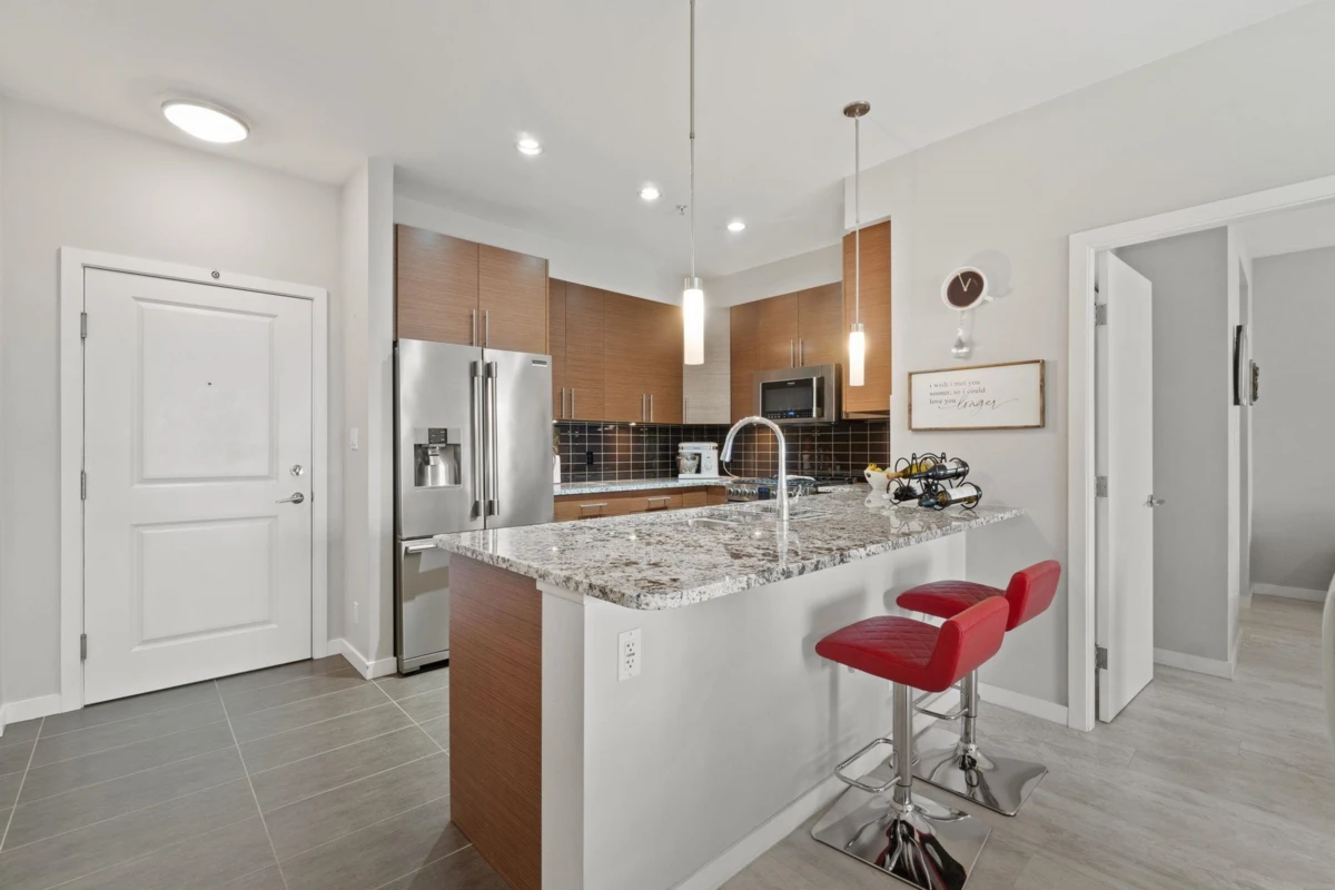 Dining Area Photo of 303 288 Hampton Street, New Westminster, BC