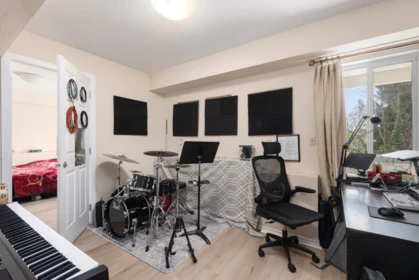 Garage Interior Photo of 2950 Keets Drive, Coquitlam, BC