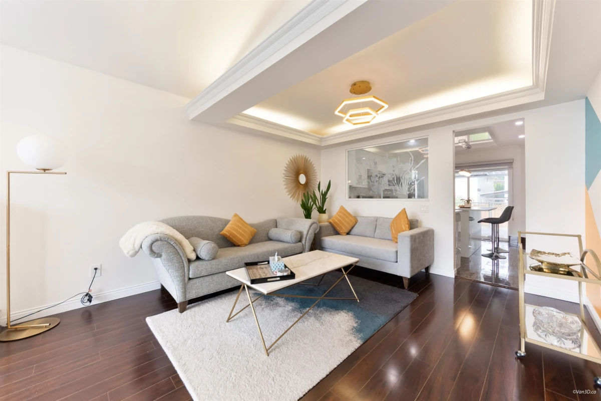Family Room Photo of 7525 17th Avenue, Burnaby, BC