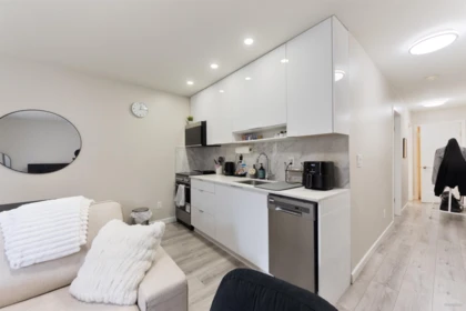 Basement Recreation Room Photo of 7525 17th Avenue, Burnaby, BC