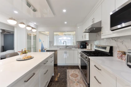 Breakfast Nook Photo of 7525 17th Avenue, Burnaby, BC