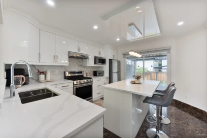 Kitchen Photo of 7525 17th Avenue, Burnaby, BC
