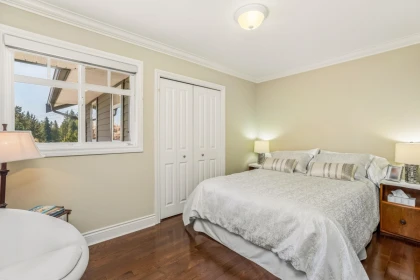 Basement Recreation Room Photo of 954 Tudor Avenue, North Vancouver, BC