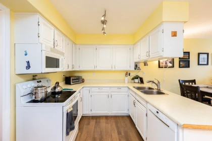 Breakfast Nook Photo of 11645 88a Avenue, Delta, BC