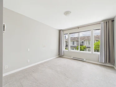 Basement Recreation Room Photo of 10 7370 Stride Avenue, Burnaby, BC