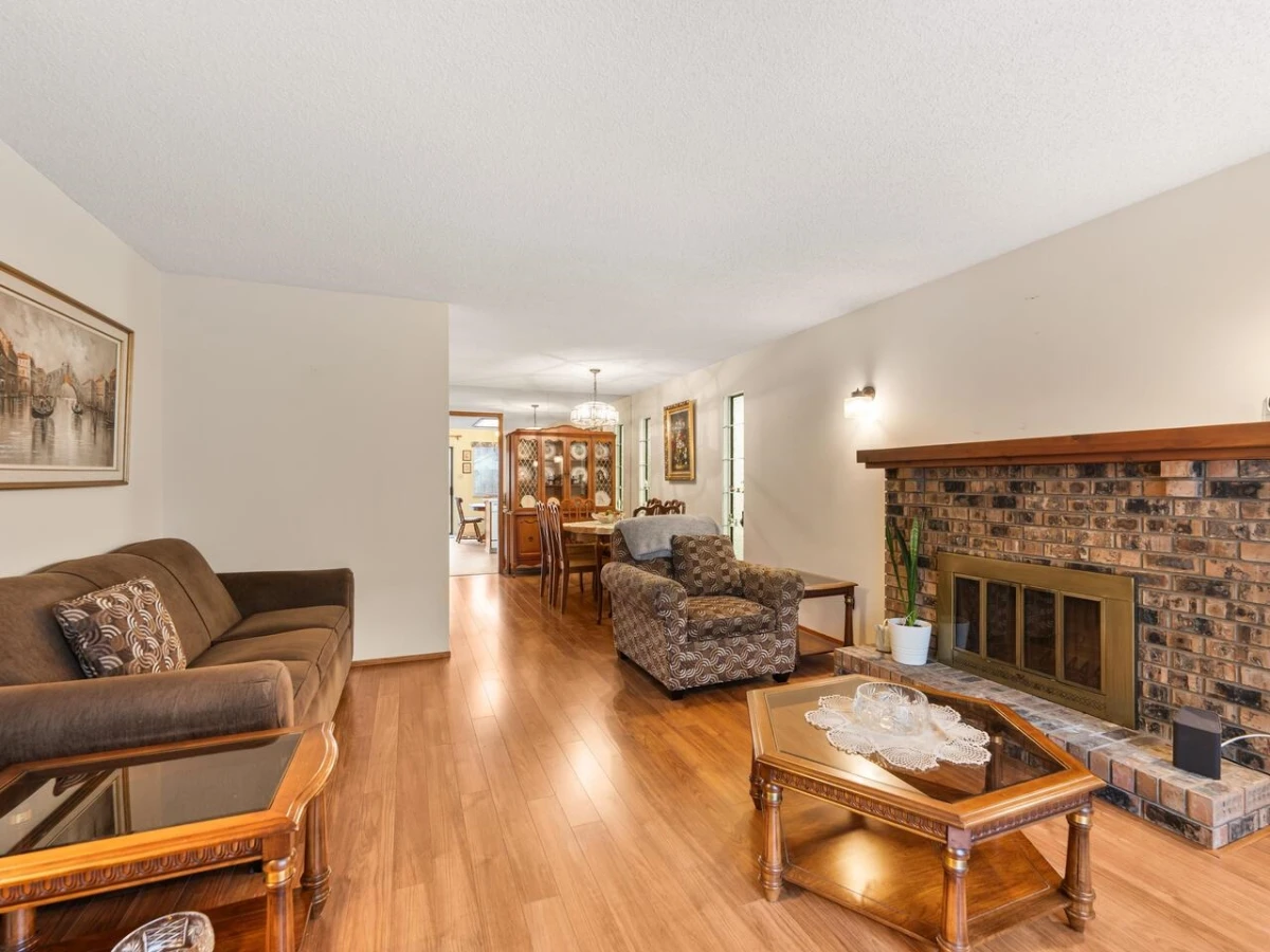 Dining Area Photo of 4395 Hermitage Drive, Richmond, BC