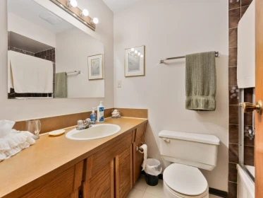 Hallway Photo of 4395 Hermitage Drive, Richmond, BC