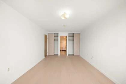 Mudroom Photo of 1002 6651 Minoru Boulevard, Richmond, BC