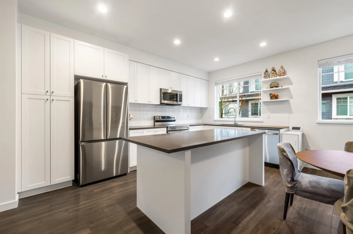 Living Room Photo of 60 15487 99a Avenue, Surrey, BC