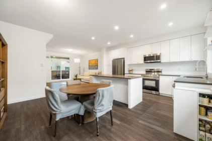Kitchen Island Photo of 60 15487 99a Avenue, Surrey, BC