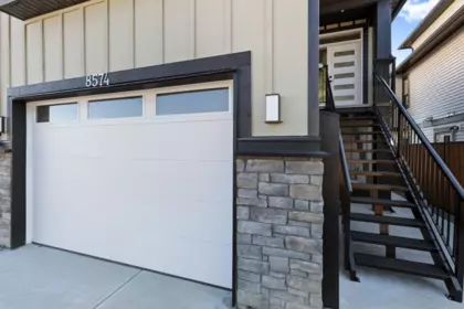 8574 Dunbar Way, Mission, BC, Mission — Half Duplex for sale