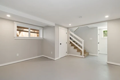 Staircase Photo of 9460 Coote Street, Chilliwack, BC