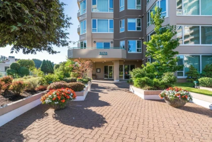 203 3170 Gladwin Road, Abbotsford, BC, Abbotsford — Apartment/Condo for sale