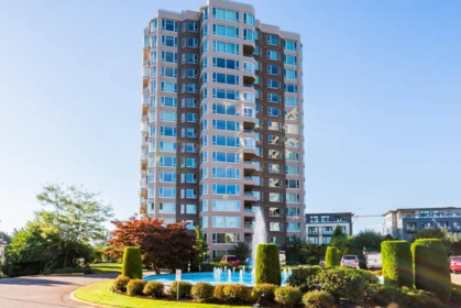 203 3170 Gladwin Road, Abbotsford, BC, Abbotsford — Apartment/Condo for sale