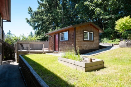 Aerial View of 485 ABBS ROAD, Gibsons BC V0N 1V0
