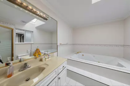 Guest Bathroom Photo of 12600 Harrison Avenue, Richmond, BC