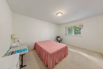 Laundry Room Photo of 12600 Harrison Avenue, Richmond, BC