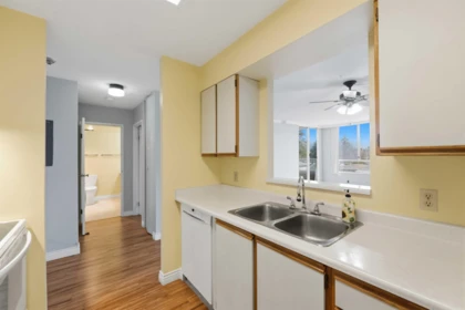 Guest Bathroom Photo of 202 11980 222 Street, Maple Ridge, BC
