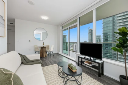 2207 4650 Brentwood Boulevard, Burnaby, BC, Burnaby — Apartment/Condo for sale