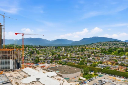 Garden / Landscaping Photo of 2207 4650 Brentwood Boulevard, Burnaby, BC