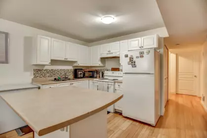 Primary Bathroom Photo of 6914 190 Street, Surrey, BC