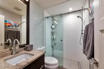Laundry Room Photo of 3669 Edgemont Boulevard, North Vancouver, BC
