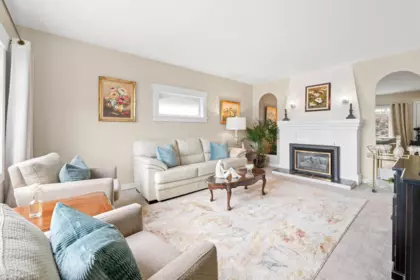 221 Richmond Street, New Westminster, BC, New Westminster — Single Family Residence for sale