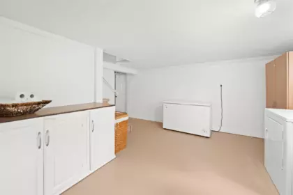 Mudroom Photo of 221 Richmond Street, New Westminster, BC