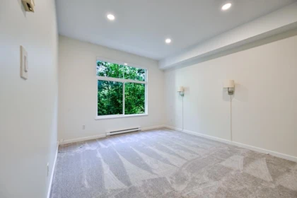 Outdoor Patio Photo of 213 33318 E Bourquin Crescent, Abbotsford, BC