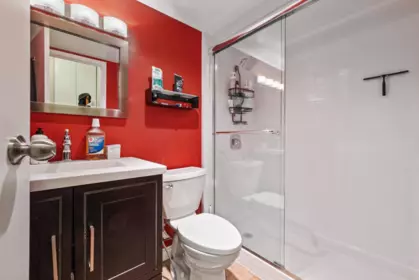 Hallway Photo of 402 1350 Comox Street, Vancouver, BC