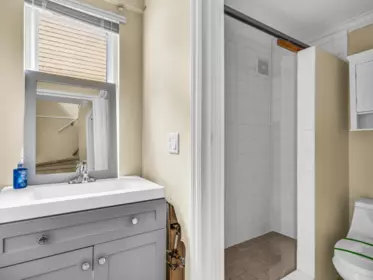 Guest Bathroom Photo of 14783 101 Avenue, Surrey, BC