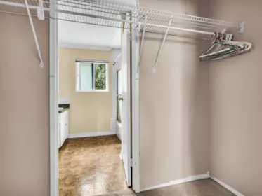 Hallway Photo of 14783 101 Avenue, Surrey, BC