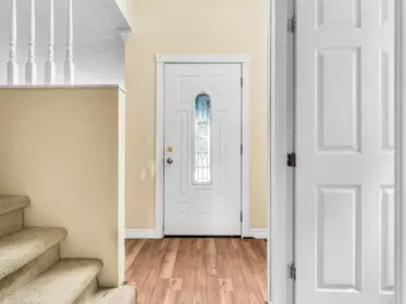 Powder Room Photo of 14783 101 Avenue, Surrey, BC