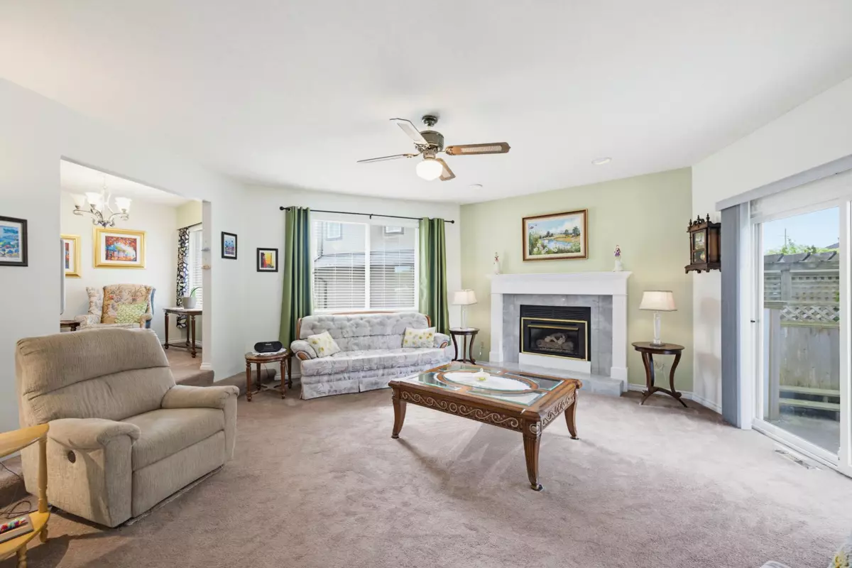 Family Room Photo of 4593 65a Street, Delta, BC