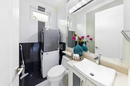 Hot Tub / Spa Photo of 3078 W 20th Avenue, Vancouver, BC