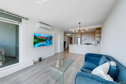 Kitchen Photo of 1901 8288 Granville Avenue, Richmond, BC