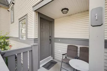 1 20038 70 Avenue, Langley, BC, Langley — Townhouse for sale