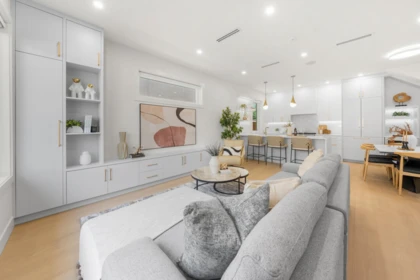 1 1582 E 2nd Avenue, Vancouver, BC, Vancouver — Half Duplex for sale