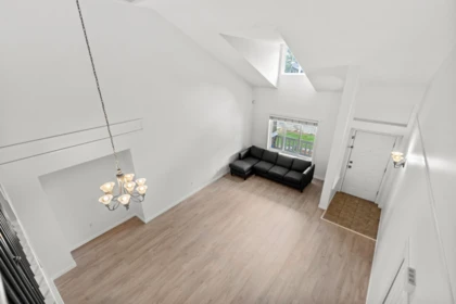 Entry Foyer Photo of 20613 66a Avenue, Langley, BC